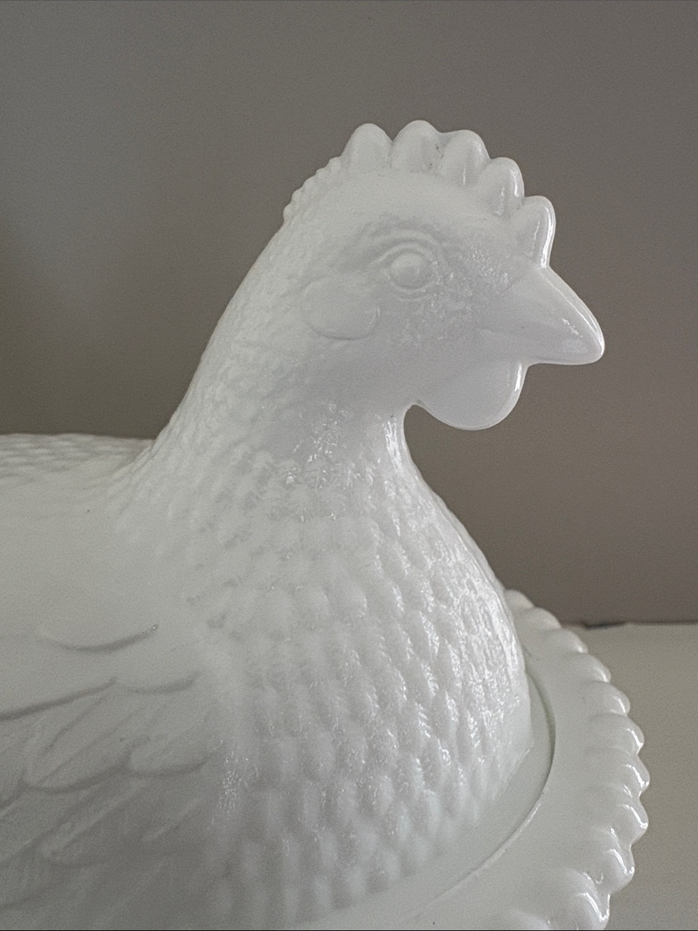 Indiana Glass HEN ON A NEST white milk glass dish - Picture 6 of 16